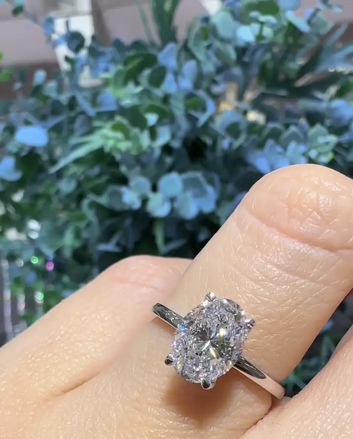 2.01 ct Oval Pırlanta Yüzük, görsel 3