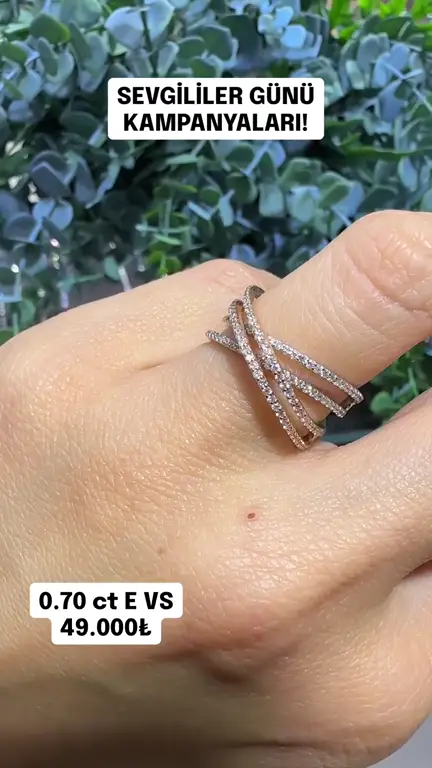 0.70 ct Tasarım Pırlanta Yüzük videosundan kare