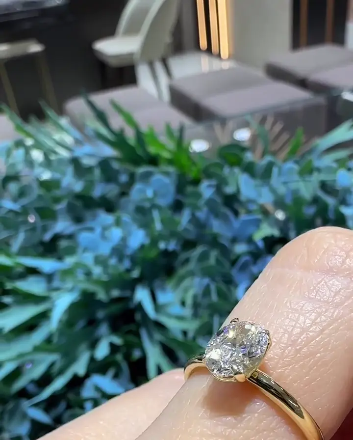 1.00 ct Oval Pırlanta Yüzük, görsel 2