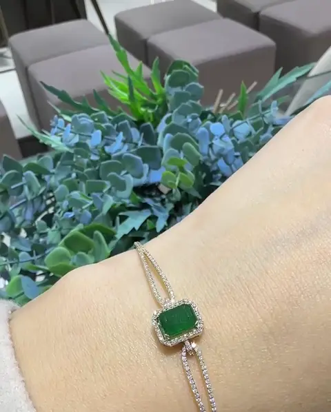 1.36 ct Zümrüt ve 0.78 ct Pırlanta Bileklik