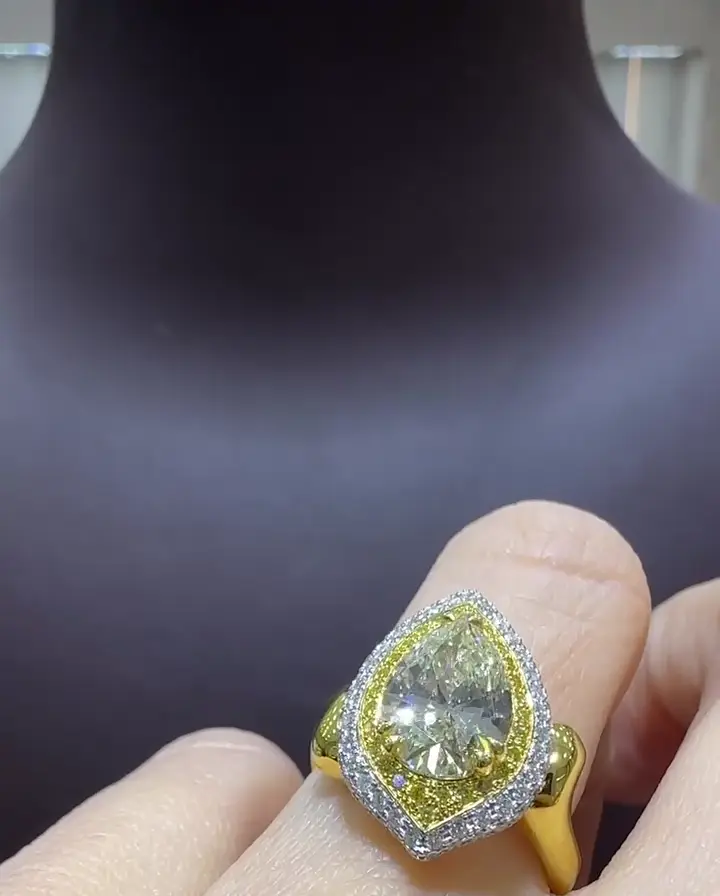 2.46 ct Sarı Pırlanta Tasarım Yüzük, görsel 3