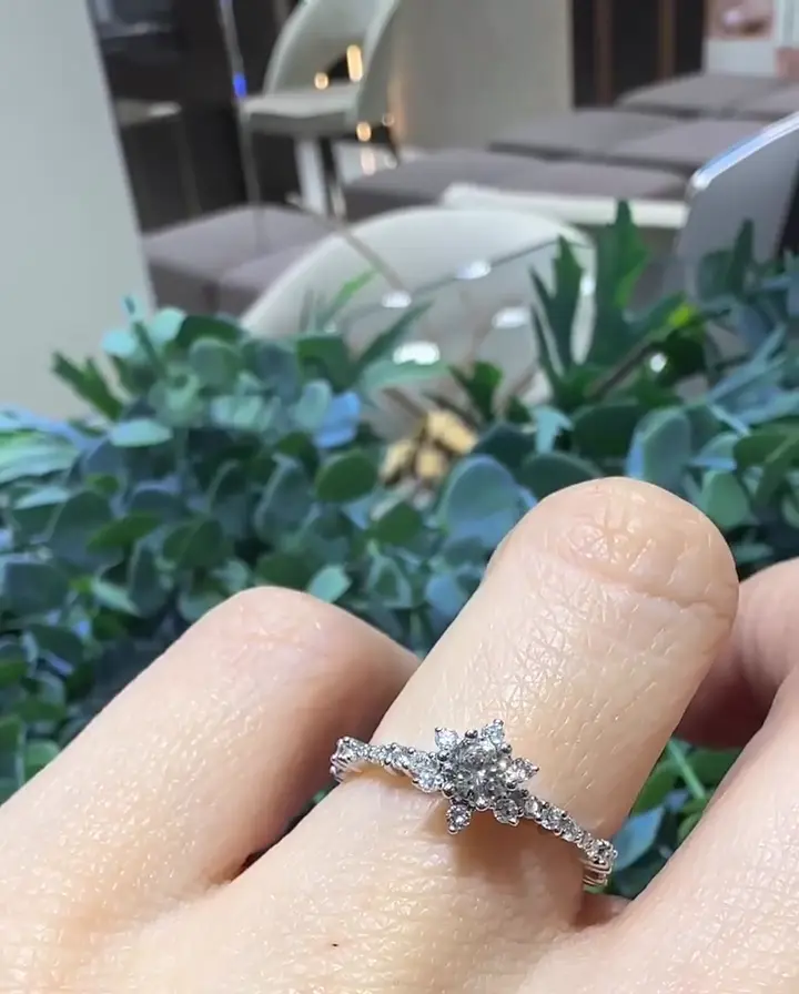 0.23-0.30 ct Lotus Pırlanta Yüzük, görsel 1