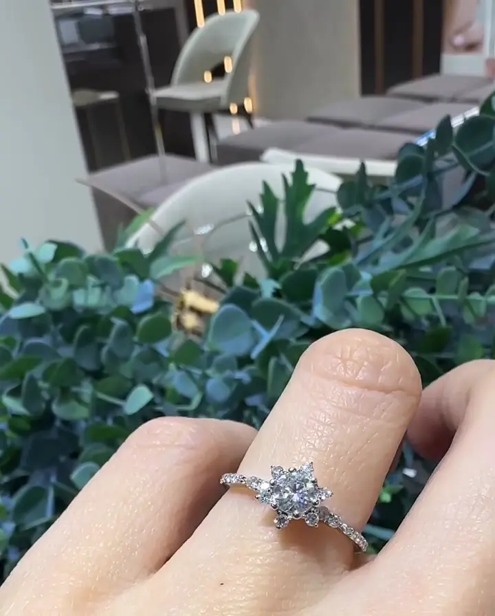 0.51-0.30 ct Lotus Pırlanta Yüzük, görsel 1