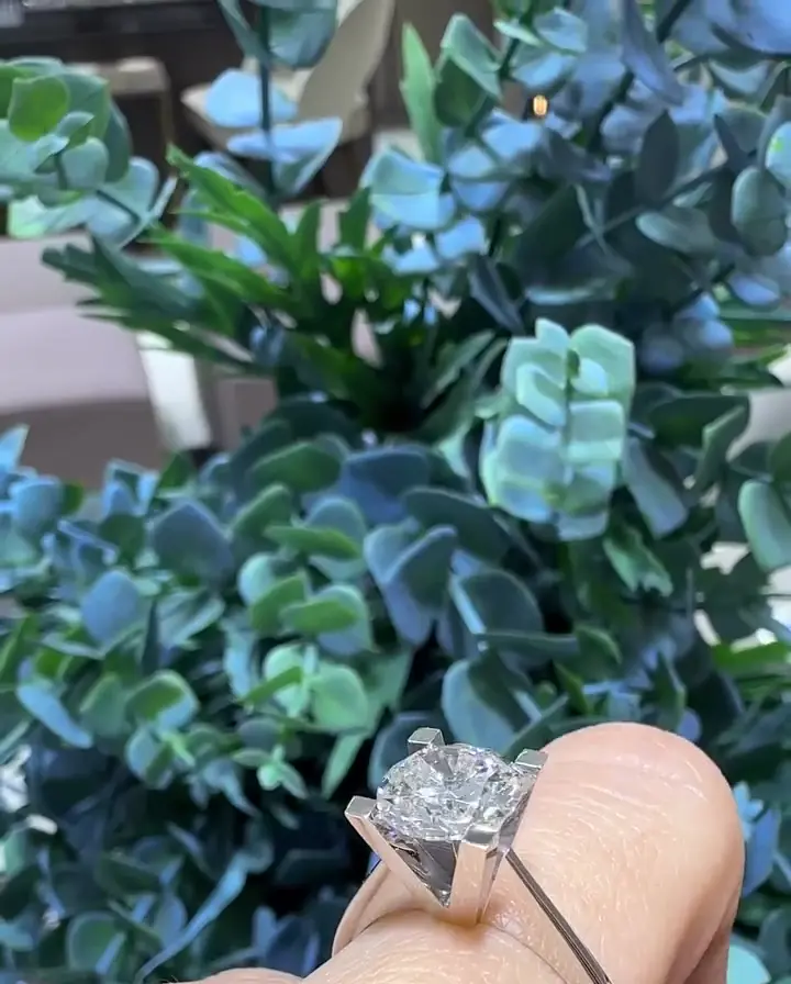 1.90 ct Tektaş Pırlanta Yüzük, görsel 3