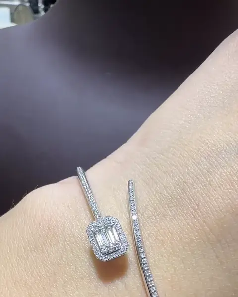 0.23-0.44 ct Baget Pırlanta Bileklik