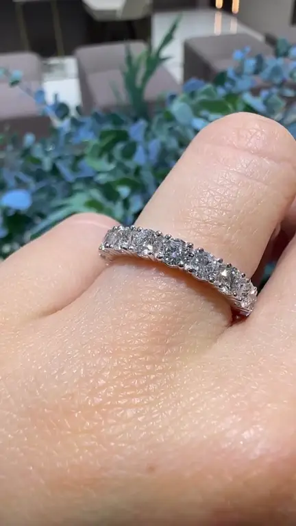 2.74 ct Tamtur Pırlanta Yüzük videosundan kare
