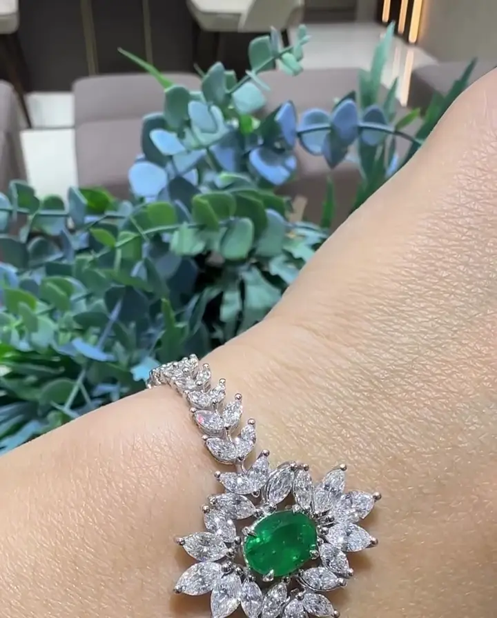 1.77 ct Zümrüt ve 4.00 ct Pırlanta Bileklik, görsel 2